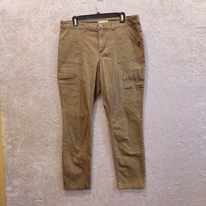 Christopher & Banks Women's Sz 16 but fit like a 12/14 Olive Green/Gray Cargo’s